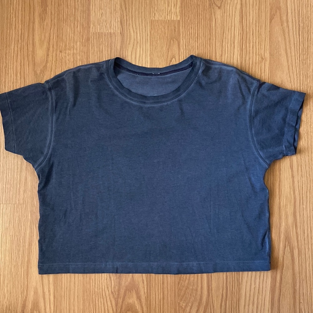 ❤️ Lululemon Cates Tee Sublimado Pigment Dye Cadet Blue Size 4 NWOT